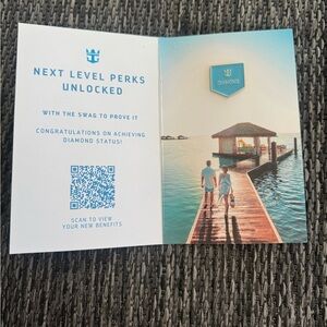 Royal Caribbean Pin Diamond Level Status Achievement Card & Pin RC Cruise NWT